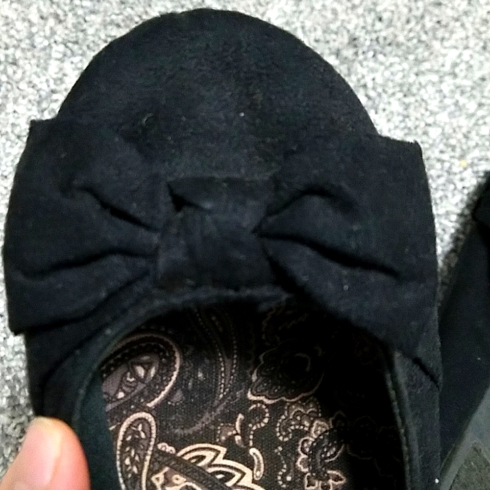 Black Bow Flats - Picture 7 of 8